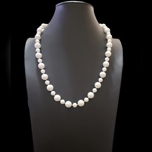 Vintage White Fashion Beaded Necklace 22" Lot 10